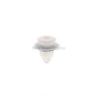 Genuine Toyota Rocker Sill Panel Mould Retaining Clip Land Cruiser 200 2007 ON image
