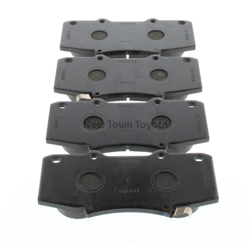Genuine Toyota Front Disc Brake Pads Hilux 2005-2015 04465-YZZR5