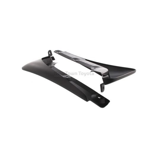 Genuine Toyota Rav4 Wide Body Front Mud flaps Nov 2005 - Dec 2012 08414-42840