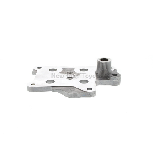 Genuine Toyota Engine Oil Cooler Bracket In Engine Sump VDJ76 VDJ78 VDJ79 07 ON