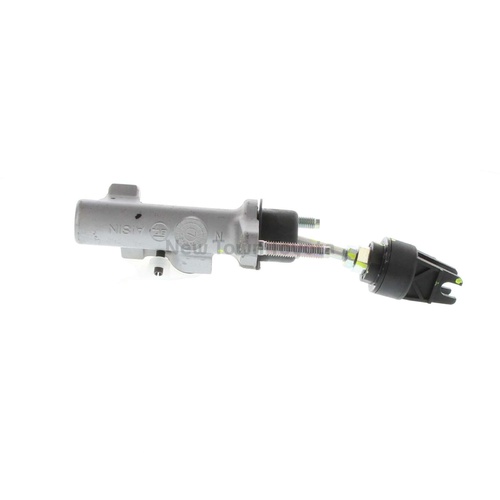Genuine Toyota Clutch Master Cylinder Hilux 2005-2015 31420-0K030