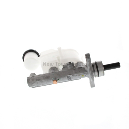 Genuine ToyotaBrake Master Cylinder Hilux 2005-2015 47201-0K020