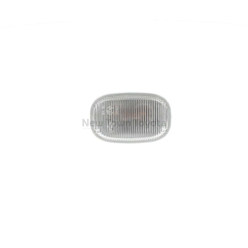 Genuine Toyota RH Front Side Marker Repeater Light / Lamp Camry 2002-2006