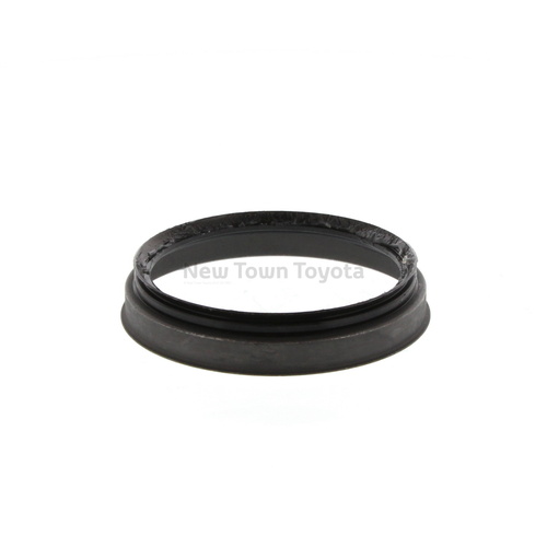 Genuine Toyota Front Axle Hub Oil Seal 